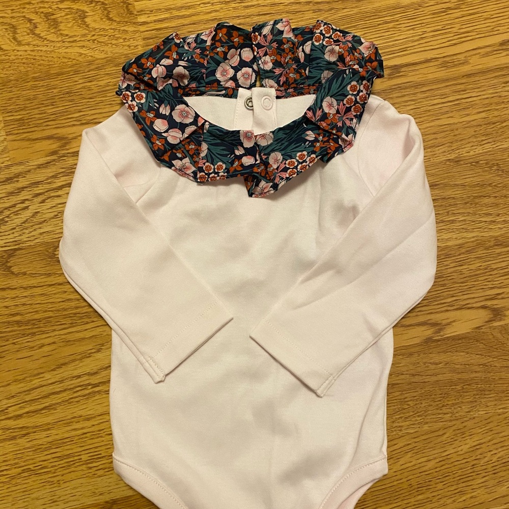 Jacardi Silk collared onesie - 67cm / 6M